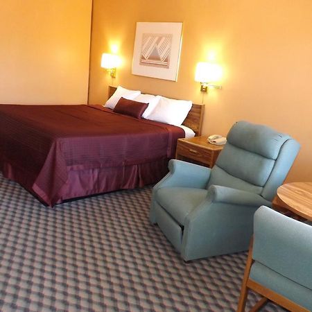 Tristar Inn Xpress 투컴캐리 외부 사진